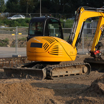 Louer du matériel de chantier pour professionnel à Montauban